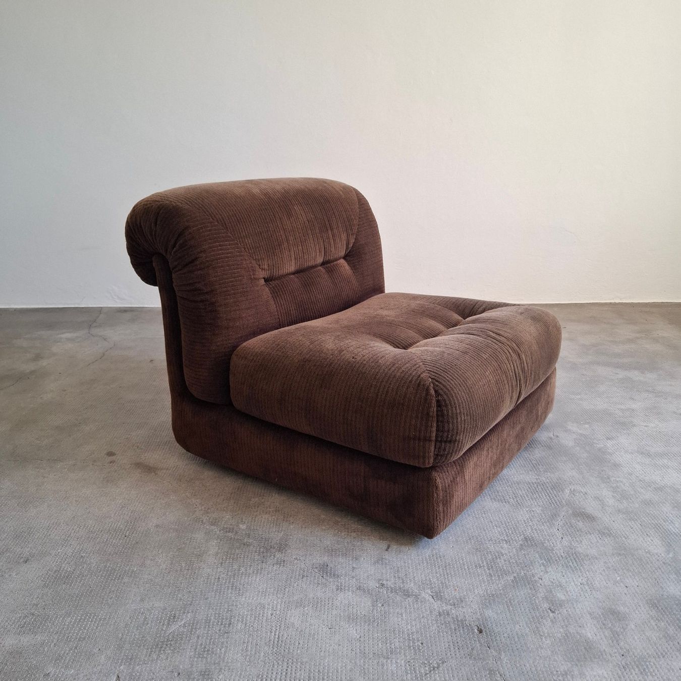 Poltrone: Fauteuil chauffeuse retro 1970 vert – Usato da Neuchâtel venduto da Rochawood