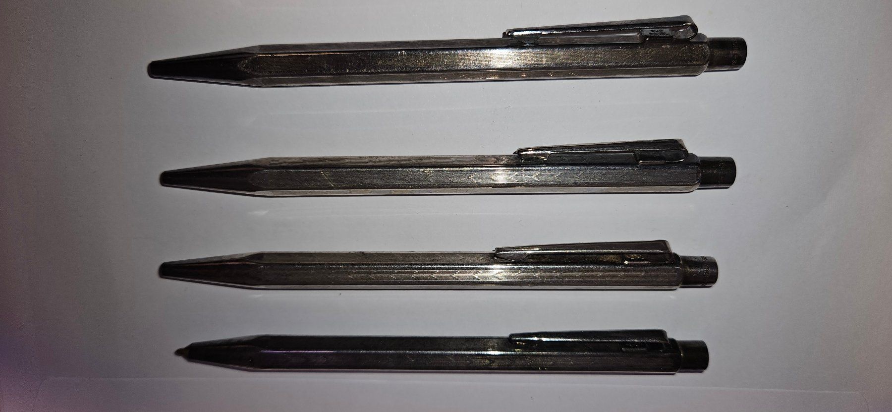 Caran D'Ache Stifte & Marker: 4 Stk Kugelschreiber SILBER – Gebraucht aus ZIHLSCHLACHT von Raja9 1