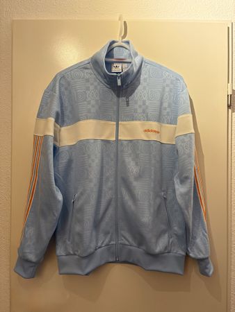 Adidas Trainingsjacke, Grösse 42/44