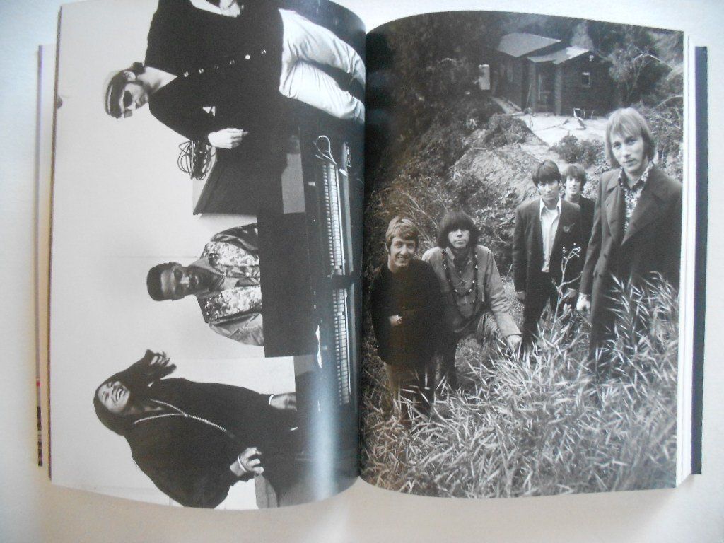 Bücher: DENNIS HOPPER  -  A SYSTEM OF MOMENTS – Gebraucht aus Bex von Giorgiob 5