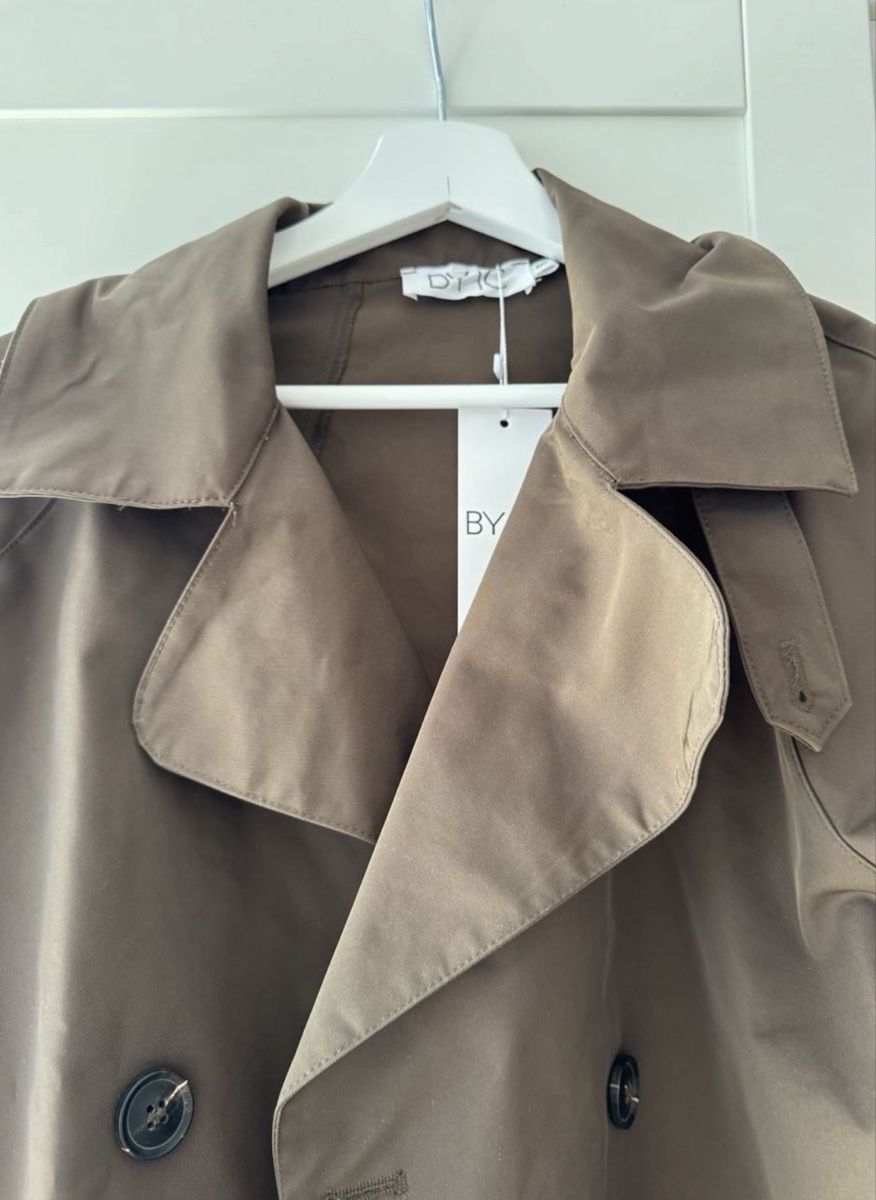 Jacken: Trenchcoat  – Neu (gemäss Beschreibung) aus Turgi von fabienne53 1