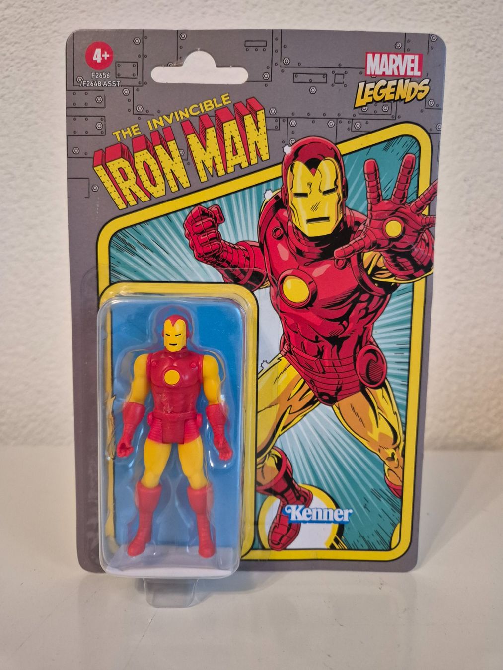 Hasbro Statuette: Marvel Legends Action Figure - Iron Man Kenner Hasbro – Nuovo e nell'imballaggio originale da Buchs SG venduto da Bray_Law
