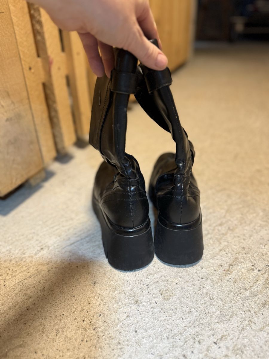 Scarpe da donna: Stiefel – Usato da Uster venduto da Flummi 2