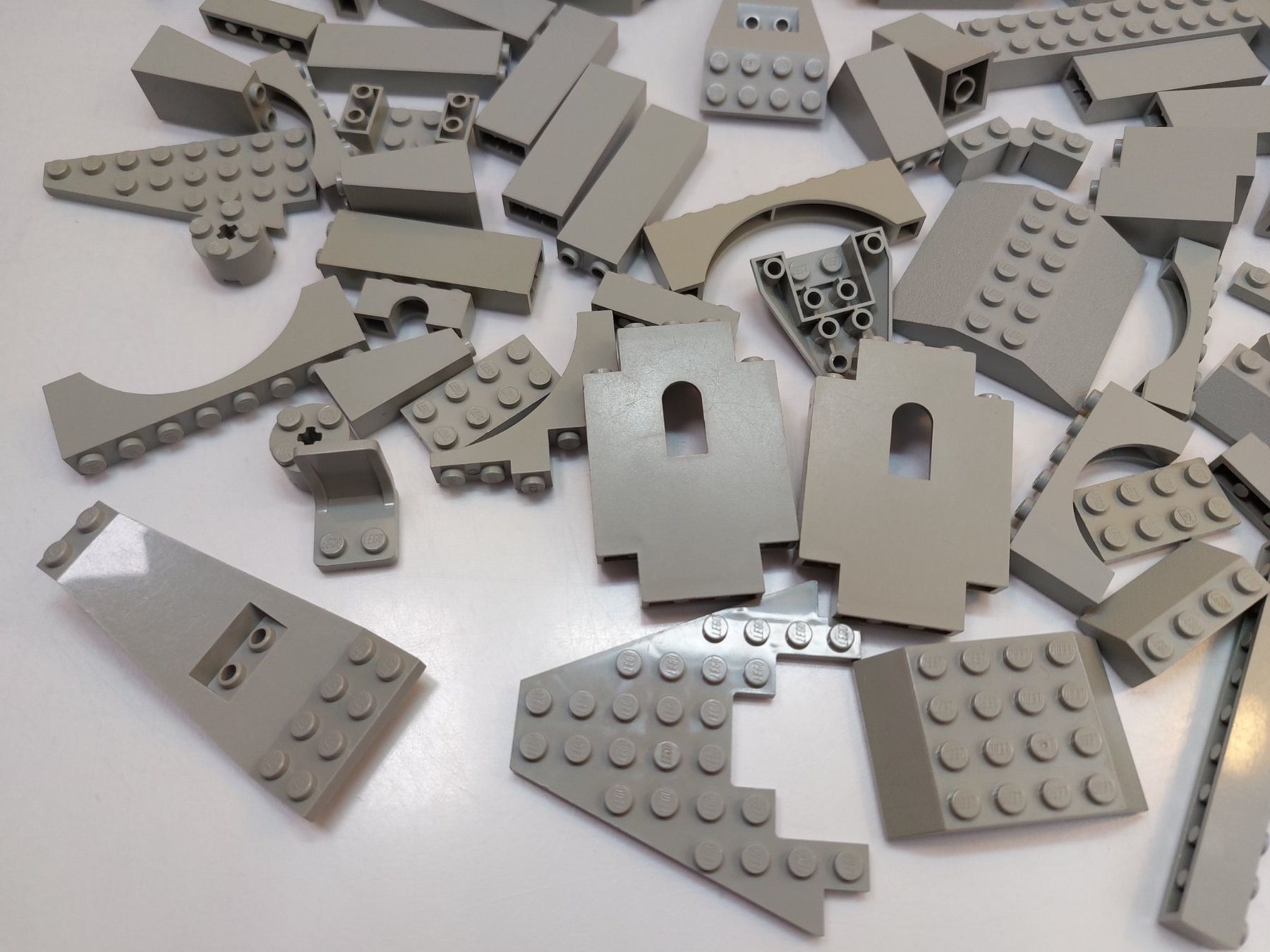 Lego Kit di costruzioni: LEGO System Ersatzteile in altem hellgrau - Farbton – Usato da St.Gallen venduto da TinasBauundSpiel 2