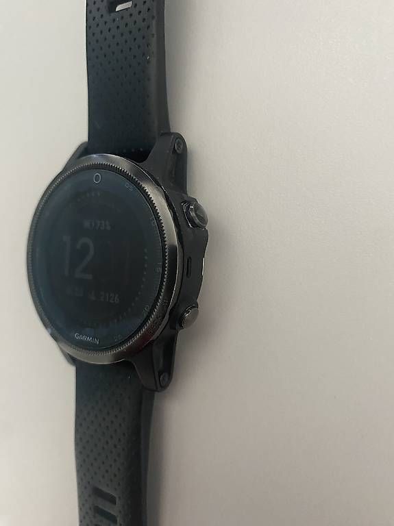 Garmin Smartwatch: Garmin Fenix 5S Sapphire – Usato da Sursee venduto da Twism 3