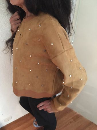 Stylischer Damenpullover mit Strasssteinen - Größe S