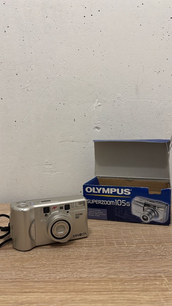 Olympus Fotocamera: Kompaktkamera Olympus Superzoom 105G silber – Usato da Niederlenz venduto da ali_npf8 1