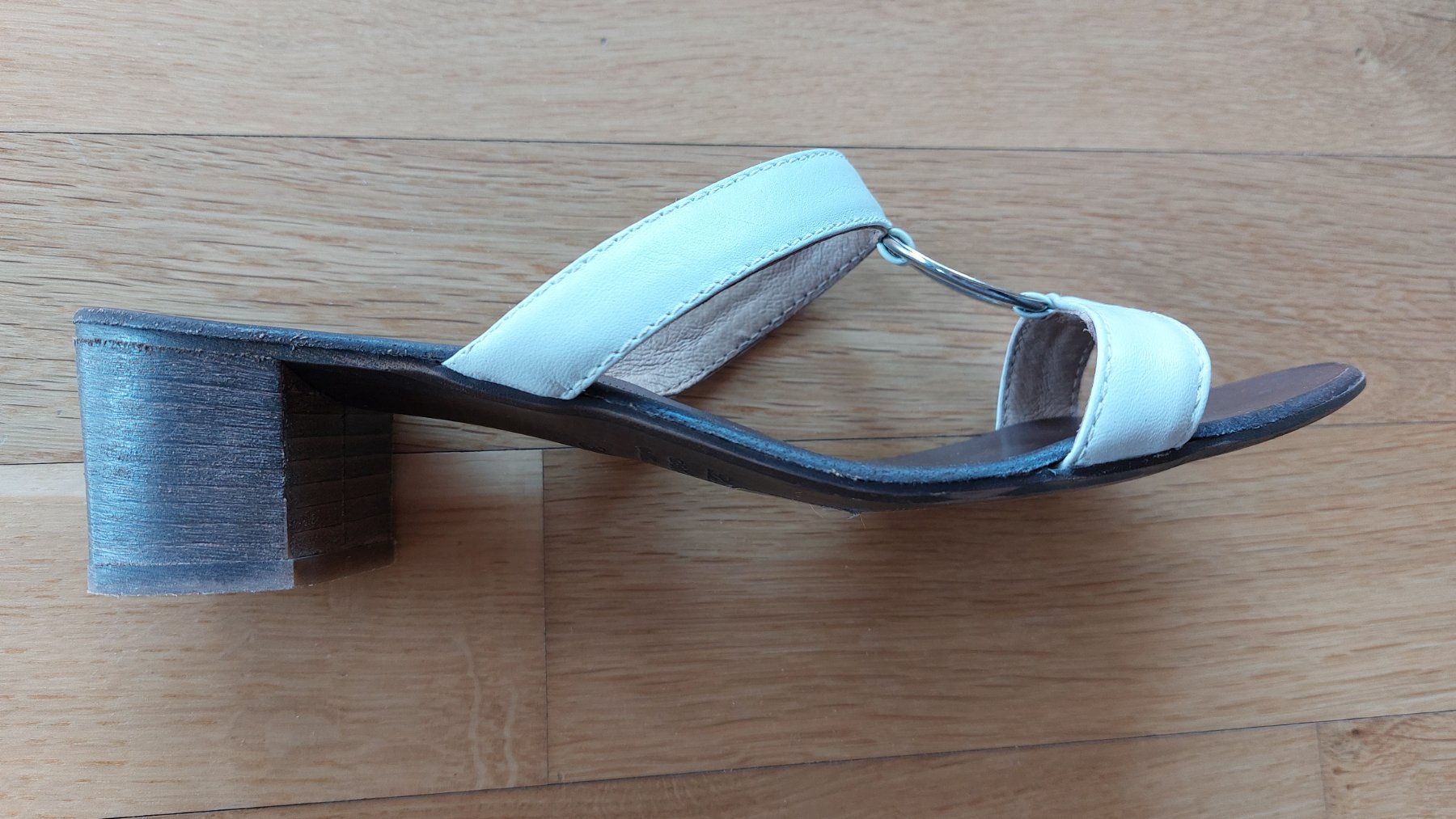 Chaussures femmes: Echtleder Sandalen – D'occasion à Spiez par Martebar 3