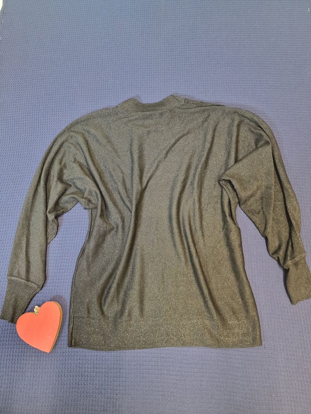 Esprit Pullover & Sweatshirts: Esprit Pullover schwarz mit Glitzer Gr S wie neu – Neu (gemäss Beschreibung) aus Meierskappel von HeartWear 4