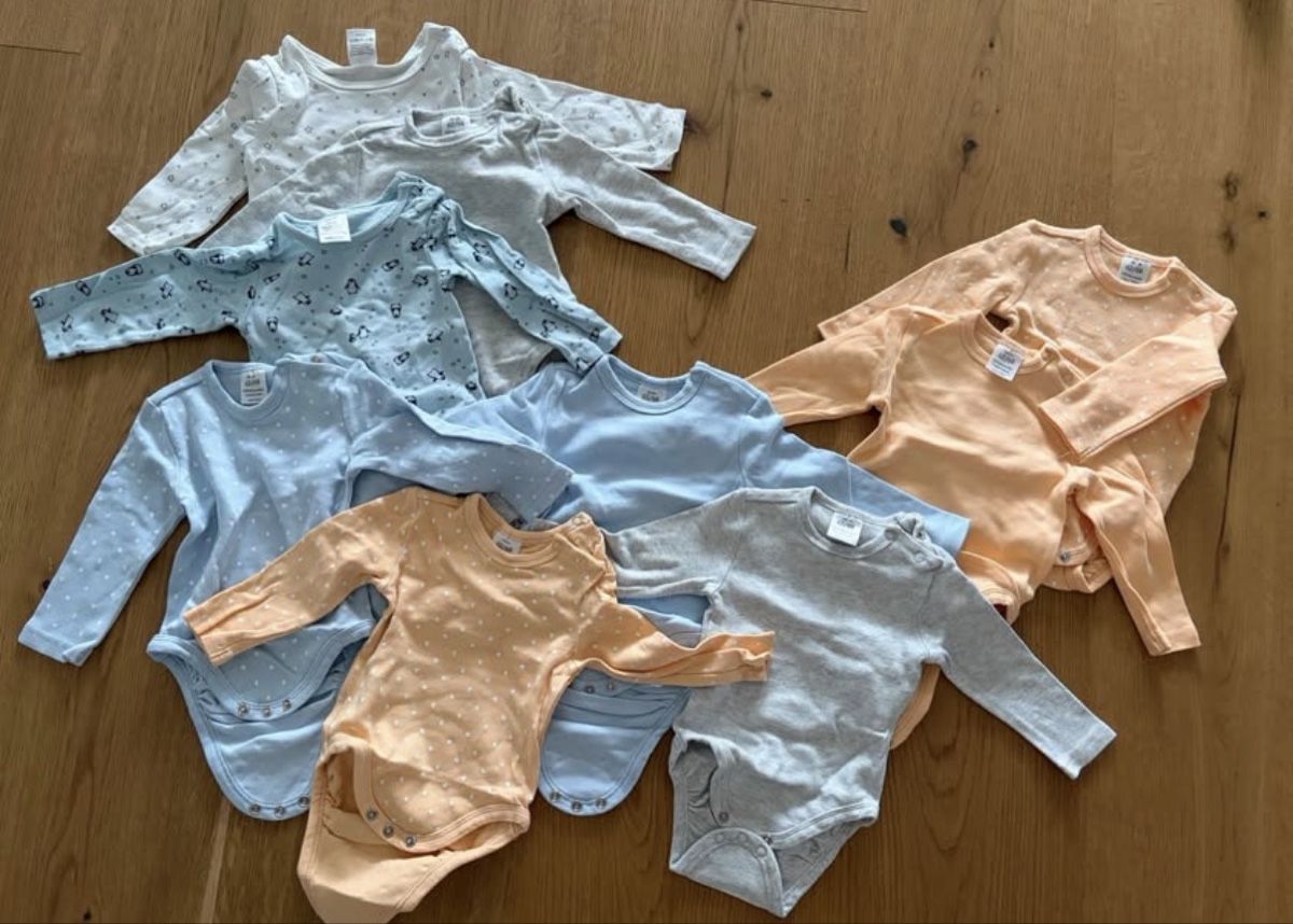 Lotti & Set di vestiti: Babykleider Grösse 62/68 – Usato da Windisch venduto da Khaki 1