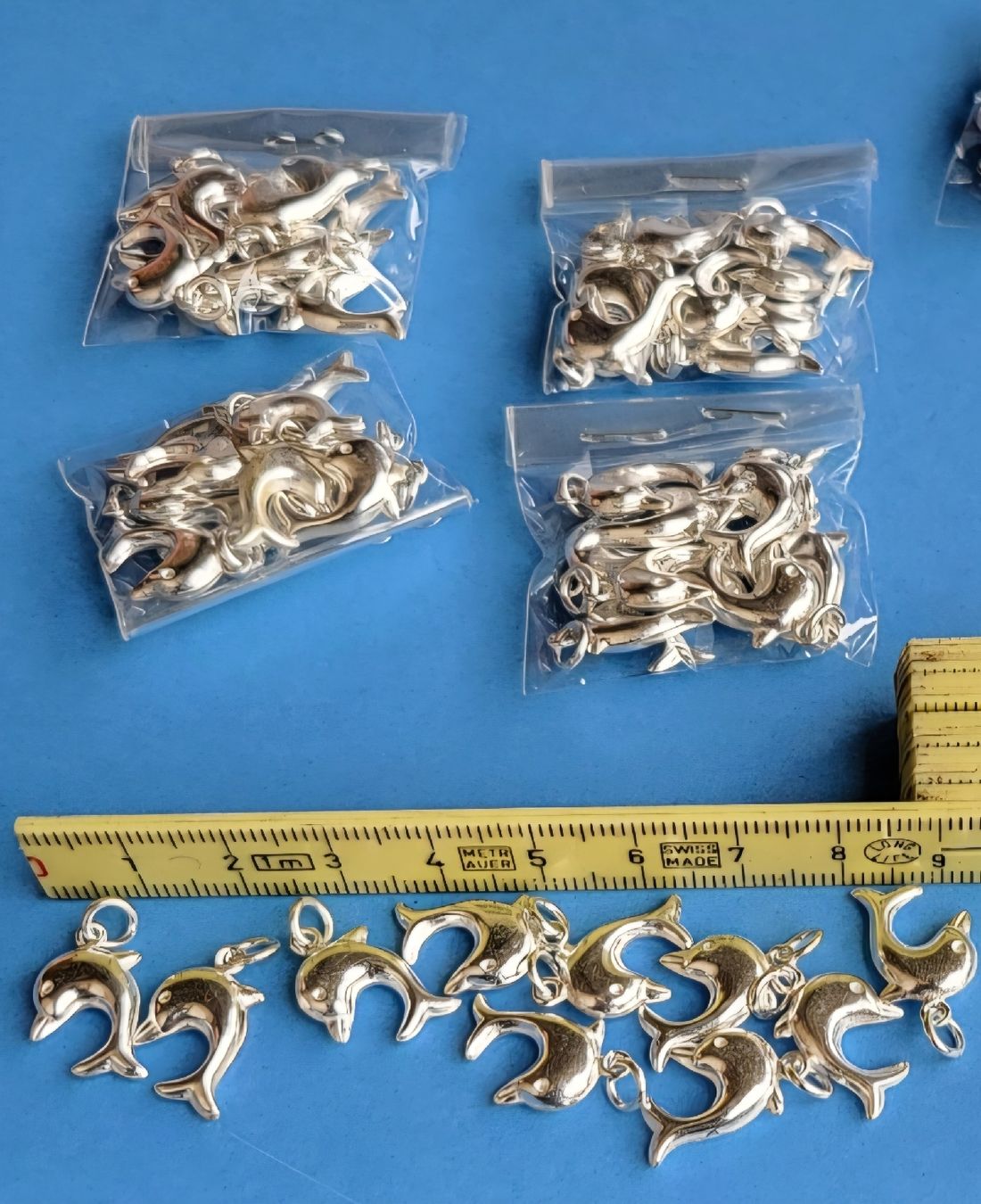 Pendentifs: Siberanhänger Delfi 1,3gr. Silber 925 Neu – Neuf avec emballage d'origine à Thun par harry999