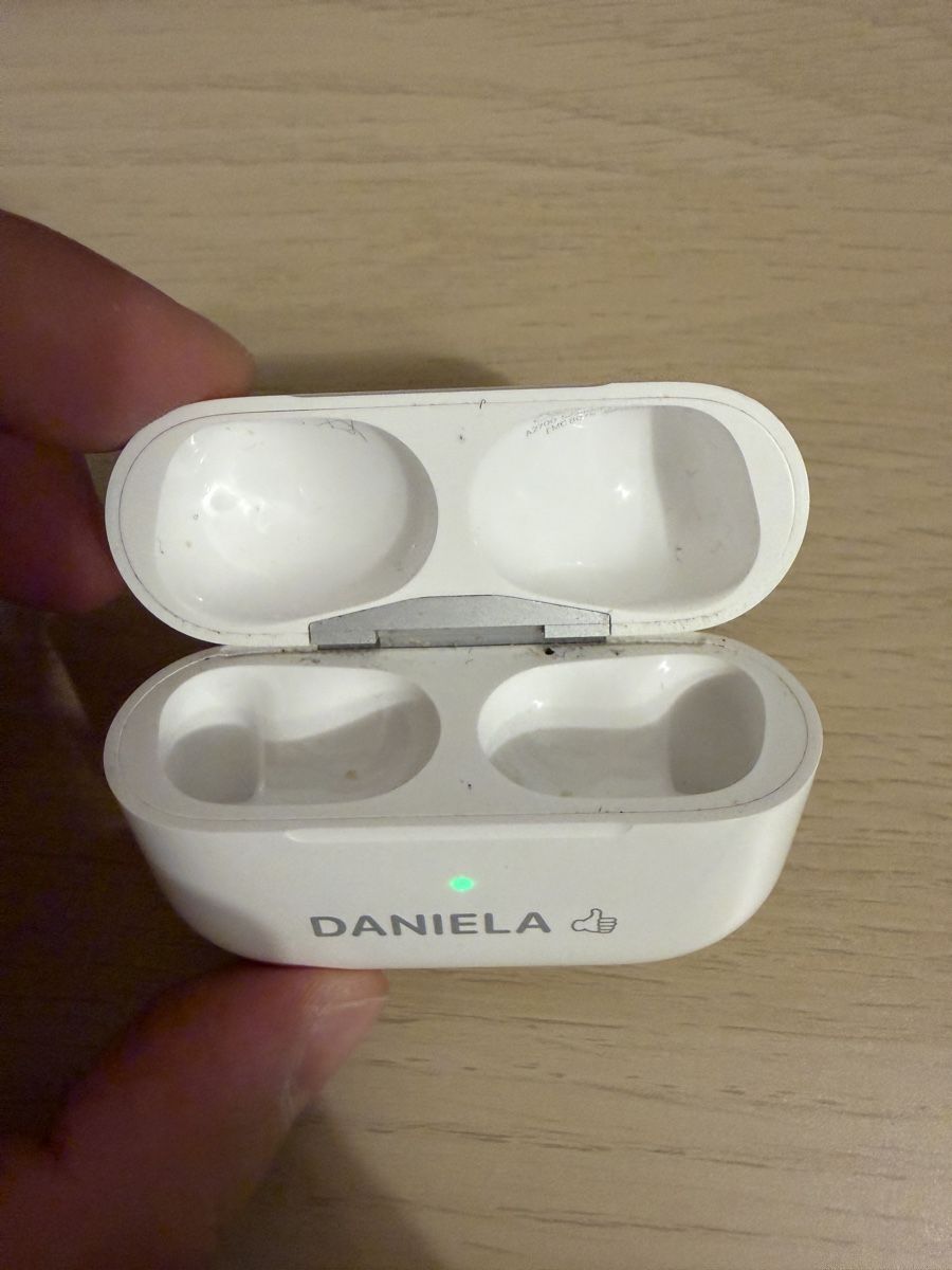 Apple Cuffie: Apple AirPods Pro Ladecase A2700 – Usato da Zürich venduto da fresh0001 2