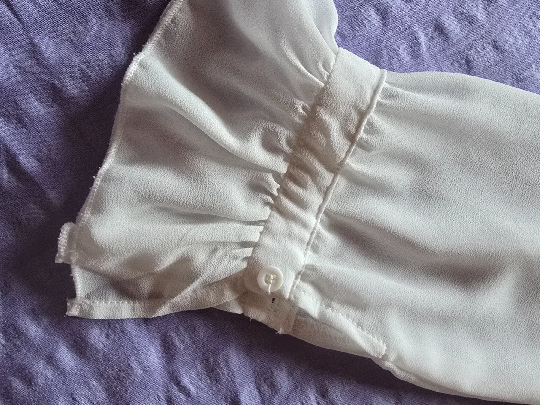 Camicette: Bluse – Usato da Frutigen venduto da Amber19617 3