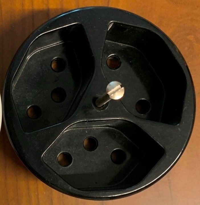 Feller Stecker: Frontscheibe 3xT13 Ø58/62mm schwarz – Neu (gemäss Beschreibung) aus Lodrino von Stema
