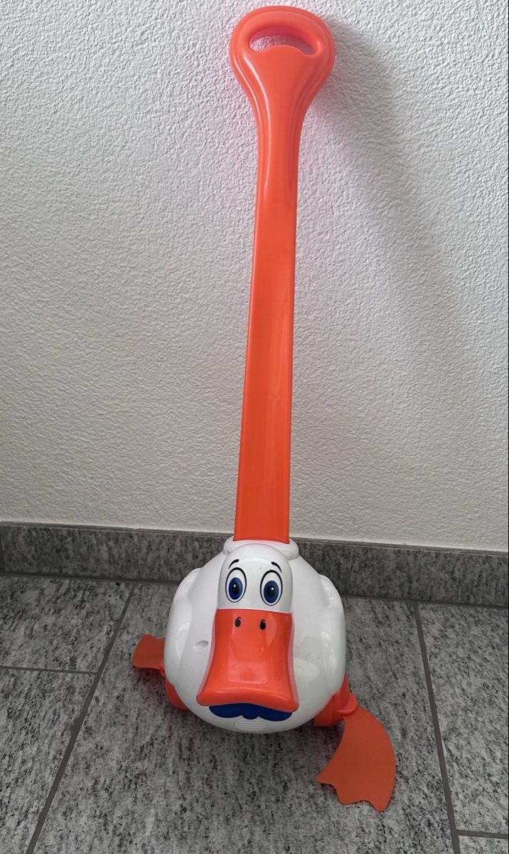 Spielzeuge: Waddle Duck Toy, Great Condition as new! – Neu (gemäss Beschreibung) aus Bülach von VM8392X