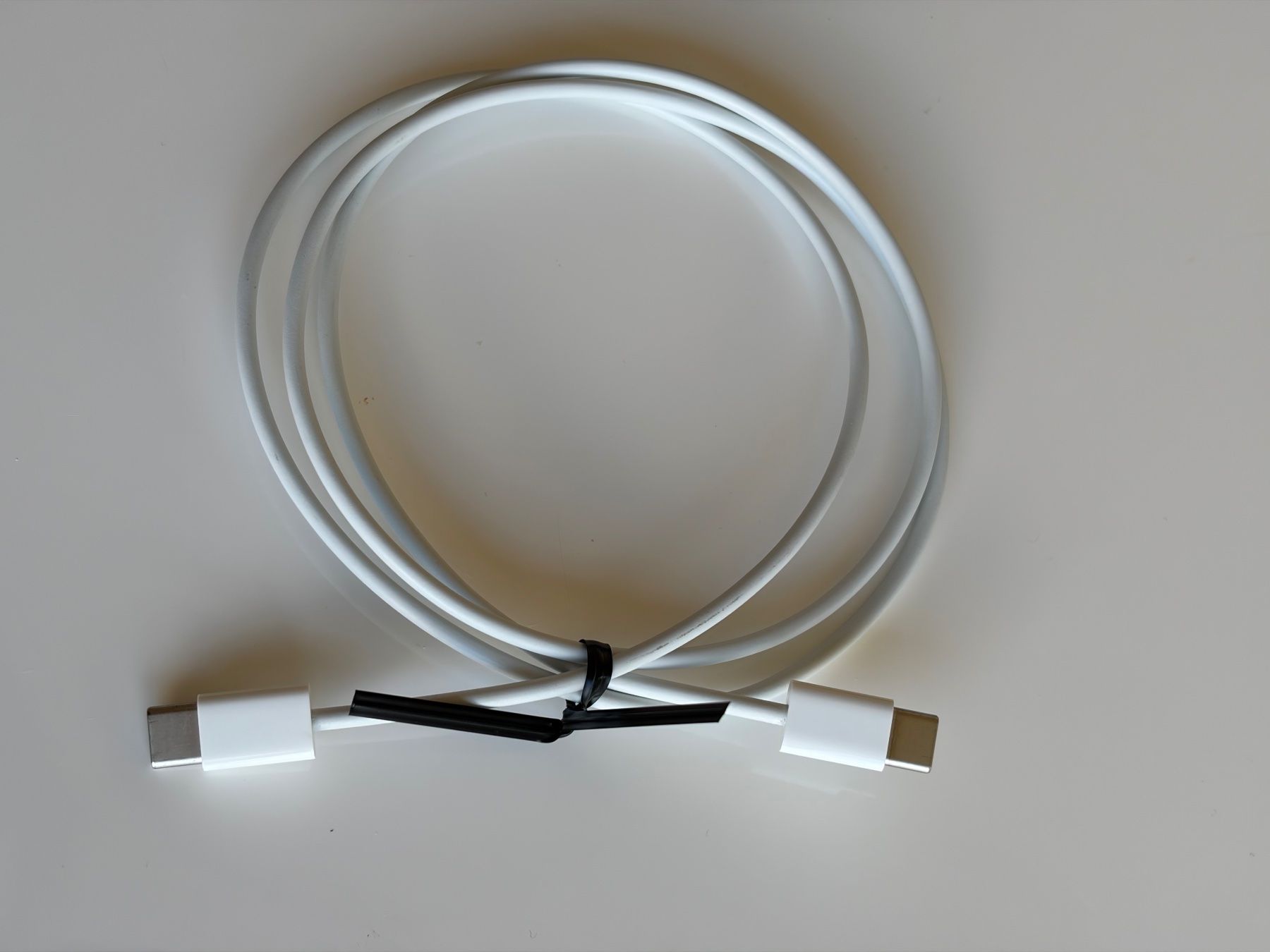 Apple Câbles: Original Apple USB-C iPhone Ladekabel 1m – D'occasion à Olten par Lamb_of_God