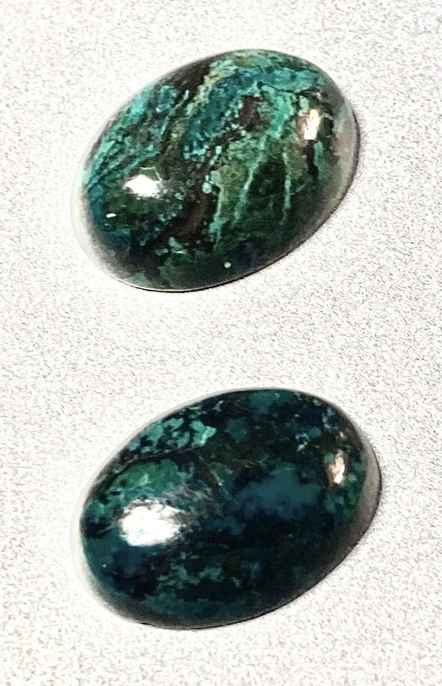 Pietre preziose: Chrysokoll-Cabochons – Usato da Heimenschwand venduto da Beuggerts