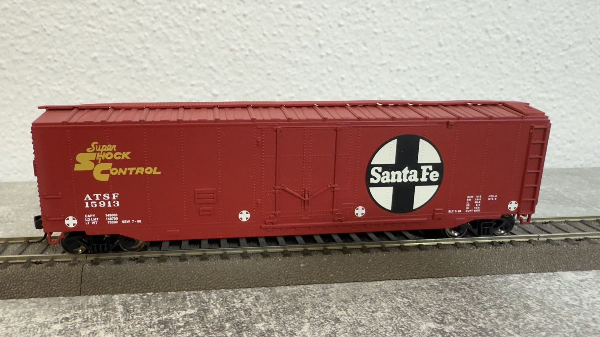 Modellini di ferrovie: Bachmann Santa Fe Güterwagen HO / DC – Nuovo (secondo la descrizione) da Schlieren venduto da rat_lq6b 4