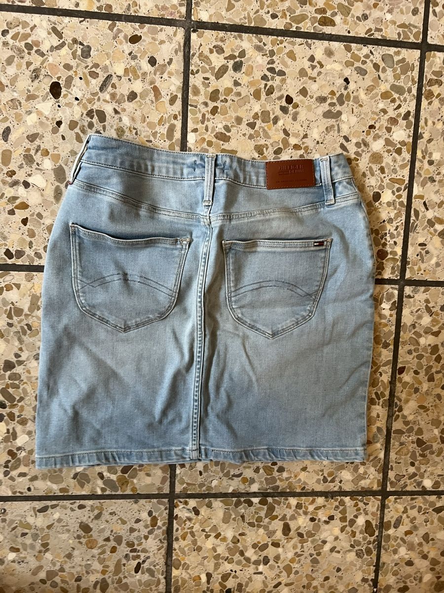 Tommy Hilfiger Gonne: Tommy Hilfiger Jeansrock Gr. S – Usato da Bad Zurzach venduto da Heugumper7 3