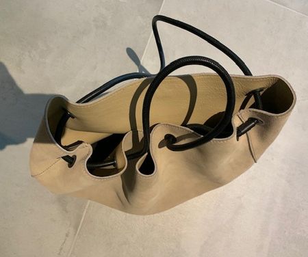 Sac en daim beige de Gucci
