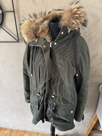 Magnifique Parka Berenice, taille 38, idéal pour l'hiver!
