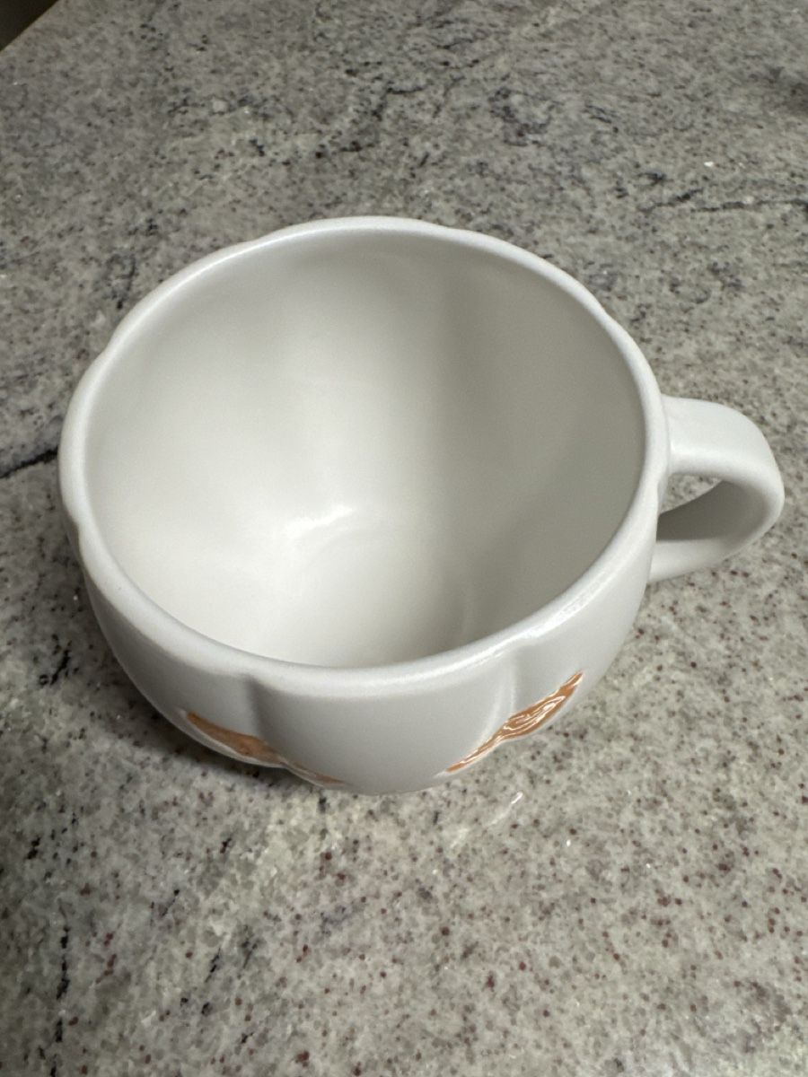 Tassen: Halloweentasse – Gebraucht aus Heiden von Bettyk11. 1