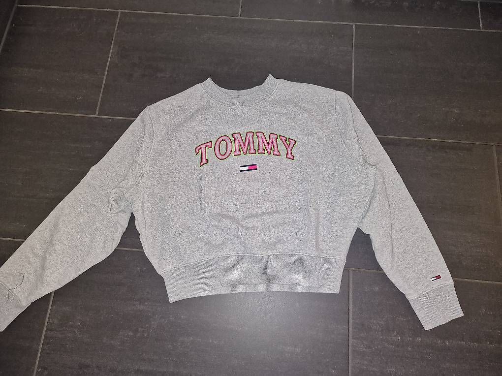 Tommy Hilfiger Maglioni & Felpe: Damen Pullover Tommy Hilfiger grau – Usato da Steinhausen venduto da ladisci