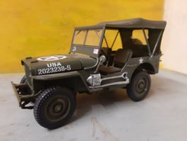 Jeep Willys de commandement 'Solido