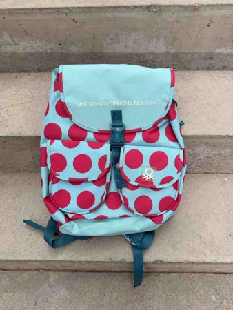 Rucksack United Colors of Benetton gepunktet neuwertig