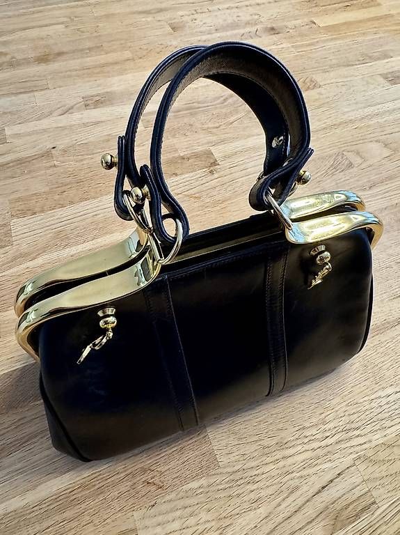 Borse da donna: Luxus Handtasche Roberta di Camerino – Usato da Diepoldsau venduto da Take1 1