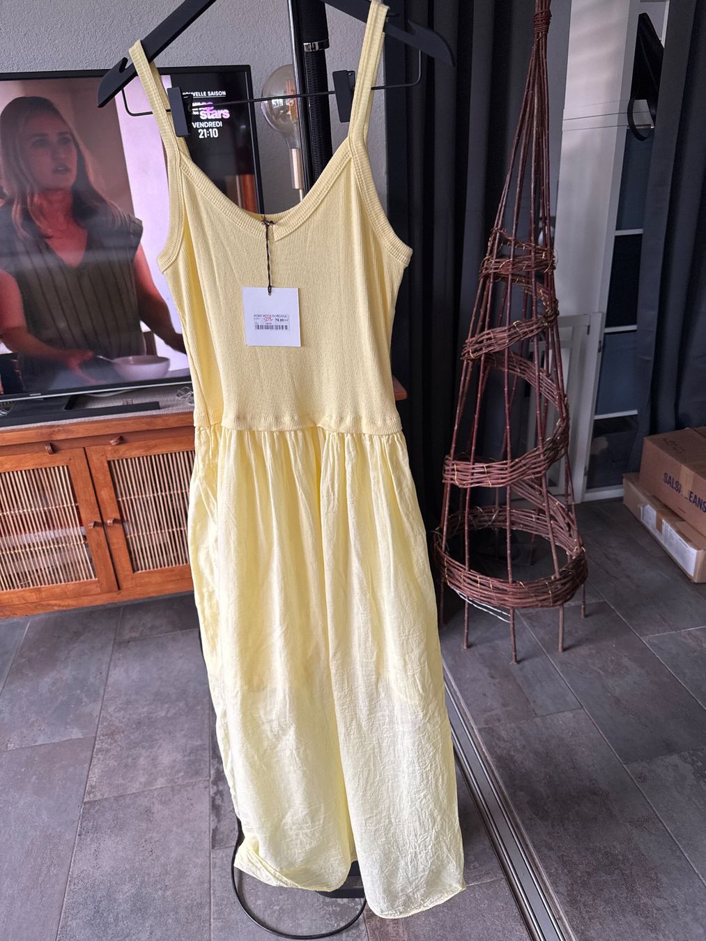 Vestiti: MODA MORGANA Robe d'été jaune – Nuovo e nell'imballaggio originale da Vuisternens-Romont venduto da gol_xp6p 3