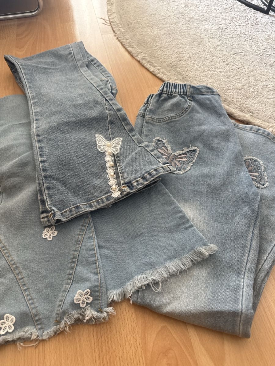 Pantaloni: Jeans Mädchen Grösse 150 hellblau mit Applikation – Usato da Oberengstringen venduto da genita2279 3