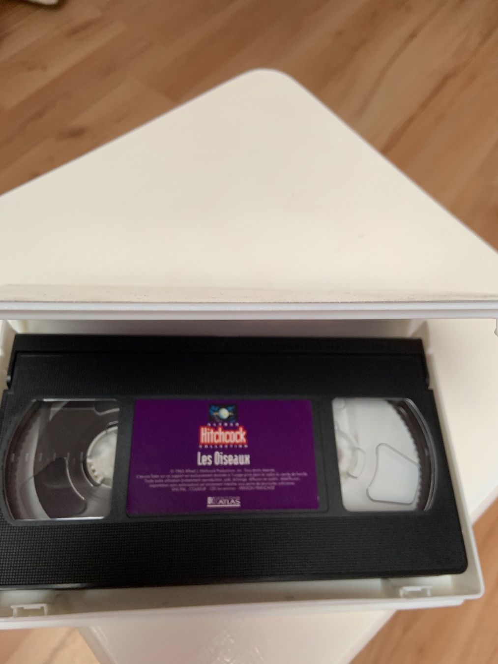 Tutti i VHS: Cassette VHS les oiseaux + posters – Usato da Ecublens VD venduto da timily 2
