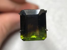 grosser Turmalin, bicolor 9 Karat aus Kongo