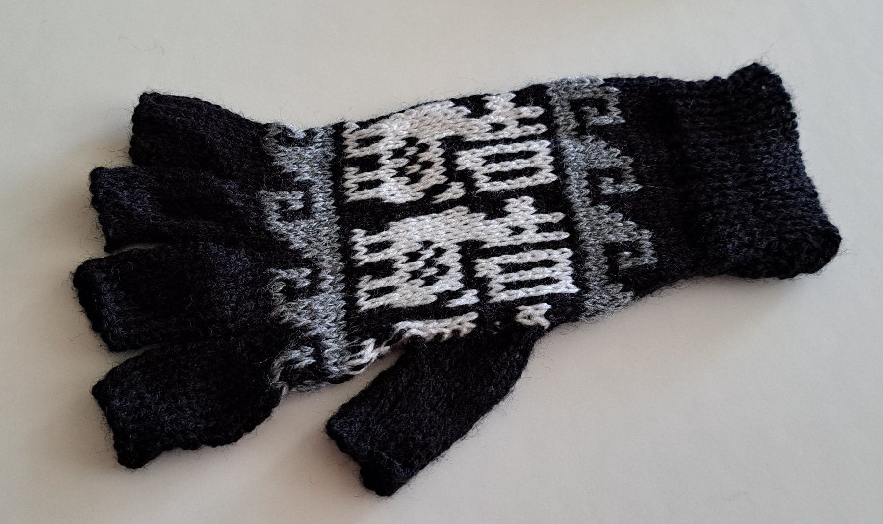 Guanti & manicotti: Alpaka-Handschuhe von Peru_A1 – Nuovo e nell'imballaggio originale da Romanshorn venduto da Octa27 4