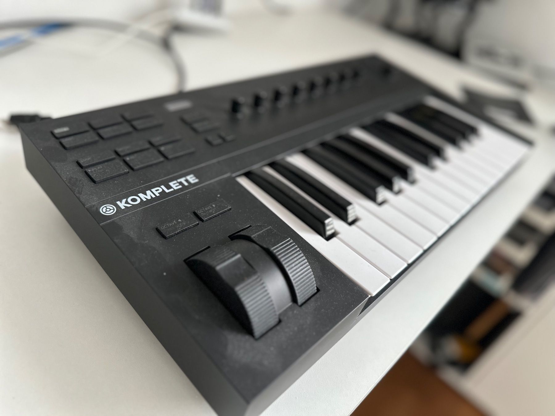 Strumenti musicali: KOMPLETE KONTROL A25 – Usato da Reiden venduto da Crick