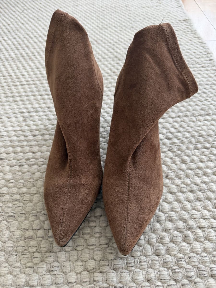 Scarpe da donna: Braune Wildleder Stiefeletten Grösse 38 – Usato da Zürich venduto da mimiarne