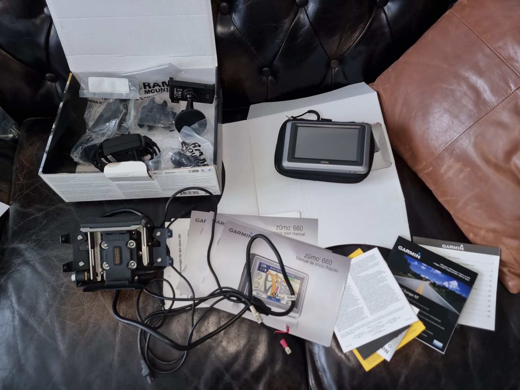 Garmin Navigationsgeräte: Garmin Zumo 660 Komplett Set – Gebraucht aus Belp von  4
