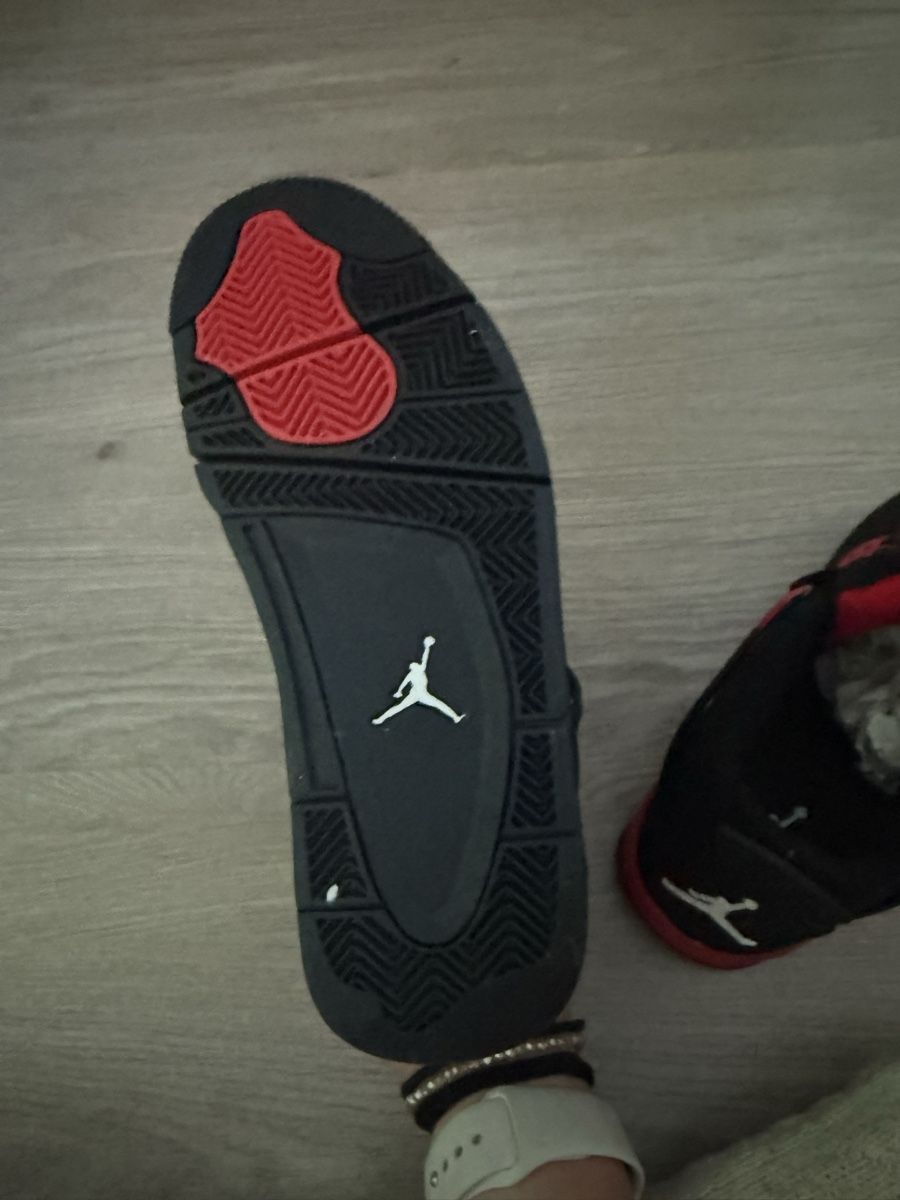 Jordan Herrenschuhe: Jordan 4 Sneaker Schwarz Rot Grösse 36 – Neu (gemäss Beschreibung) aus Boswil von virgi06 4