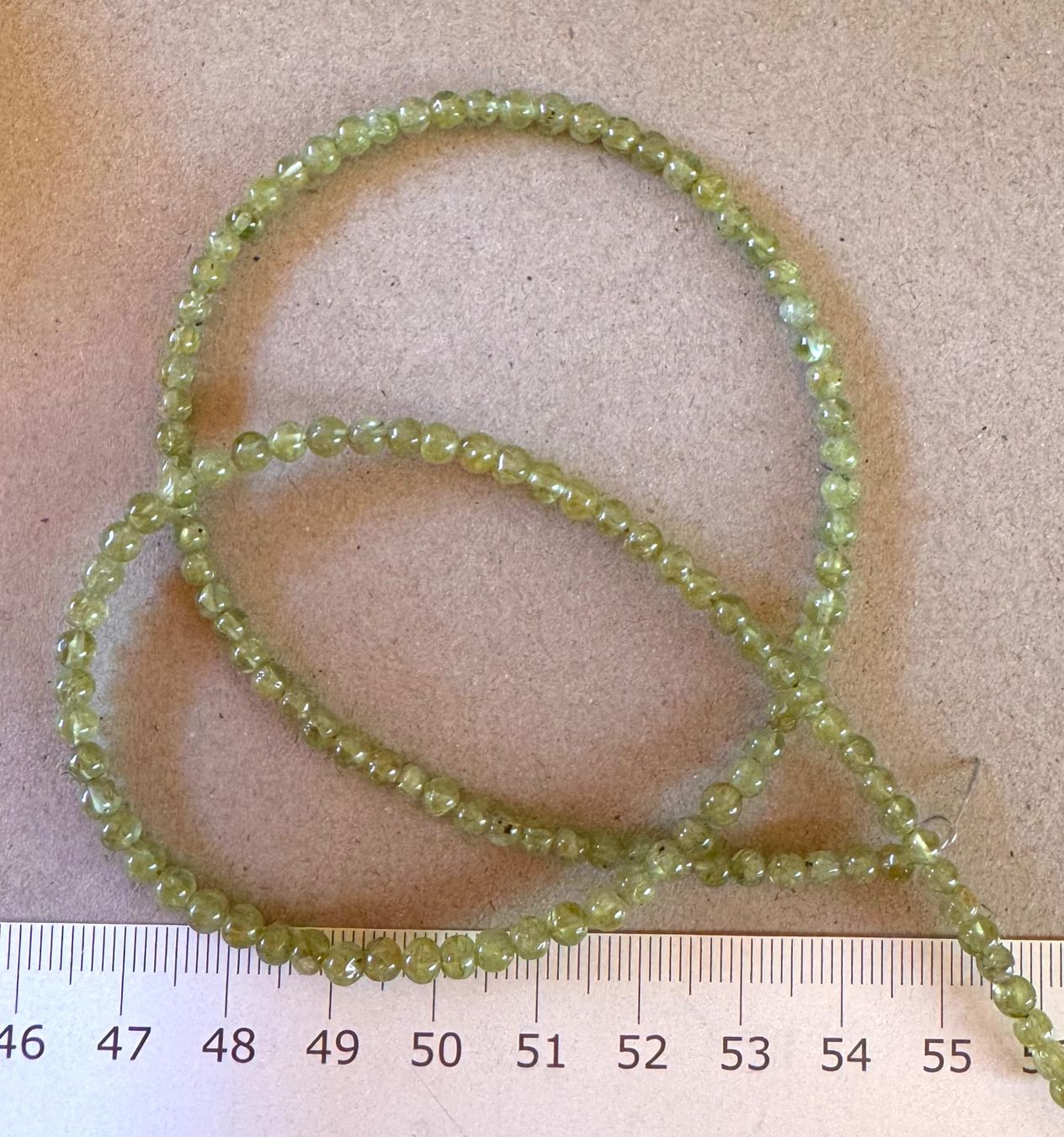 Ketten: Peridot. Olivin       runde Form    45cm  4mm – Neu und originalverpackt aus Leuggern von gemshow 5