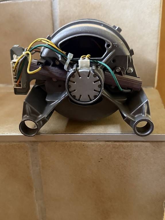 Waschmaschinen: Waschmaschine motor – Gebraucht aus St-urban von sepahan73 2