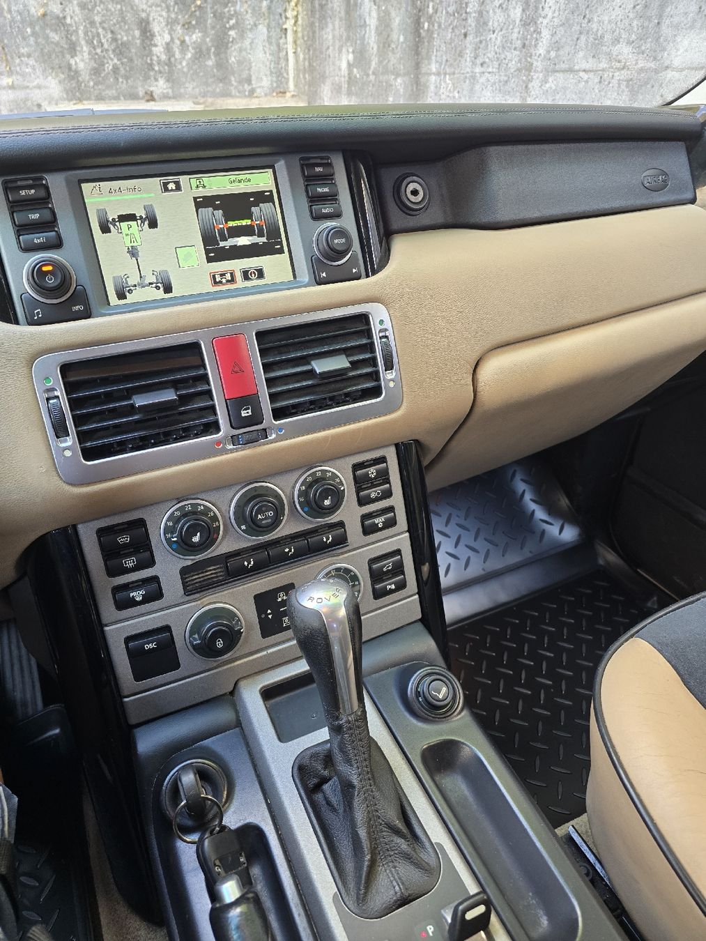 Land Rover Autos: Range Rover L322 Schwarz 239994 km 3.0TD – Gebraucht aus Opfikon von Rentinglatt 3