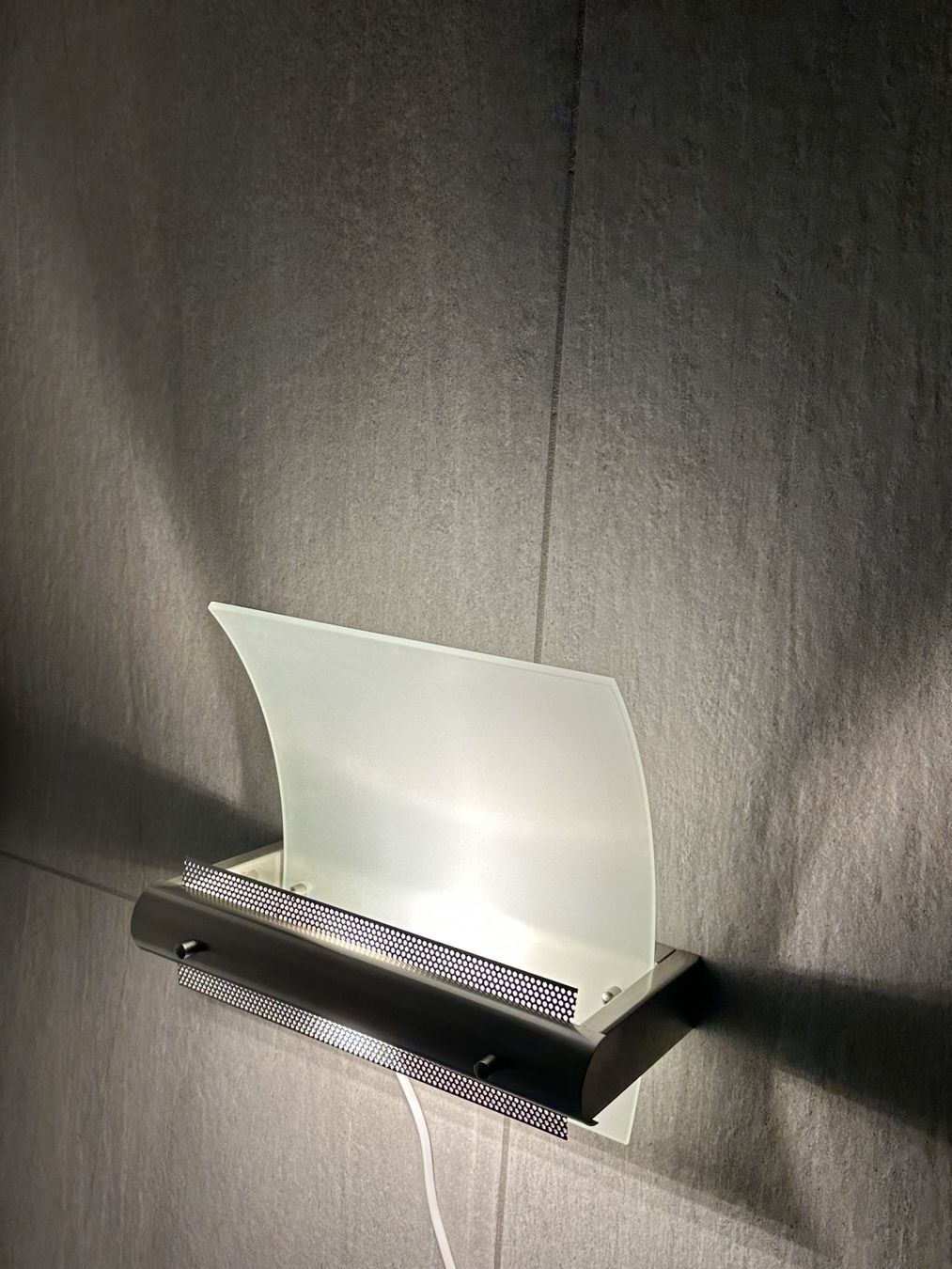 Lampade: Vier Designerwandlampen – Usato da Kesswil venduto da Moulton7