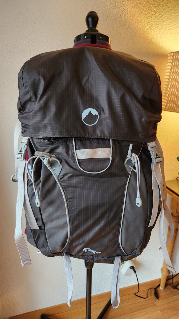 Zaini: Foto- und Wanderrucksack LowPro – Usato da Binz venduto da Tigger6