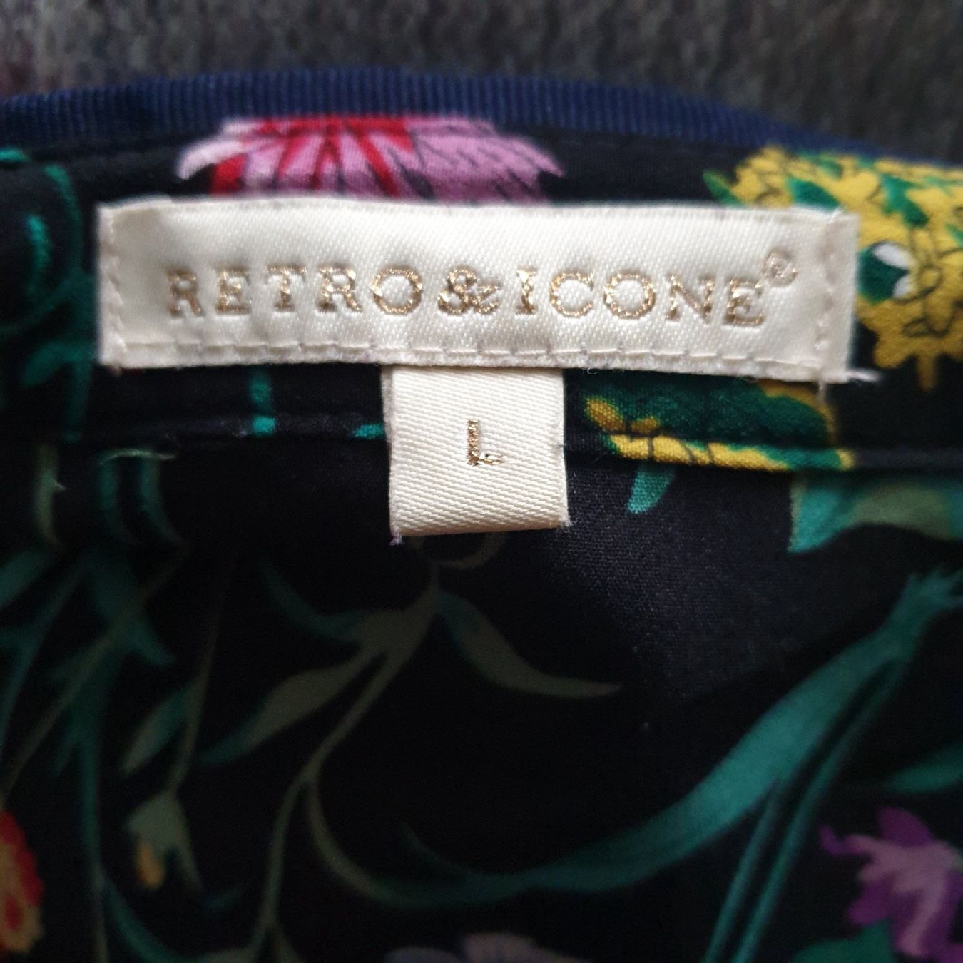 Blusen: Retro & Icone schöne Bluse Gr. L – Neu (gemäss Beschreibung) aus Frenkendorf von Moon111 2