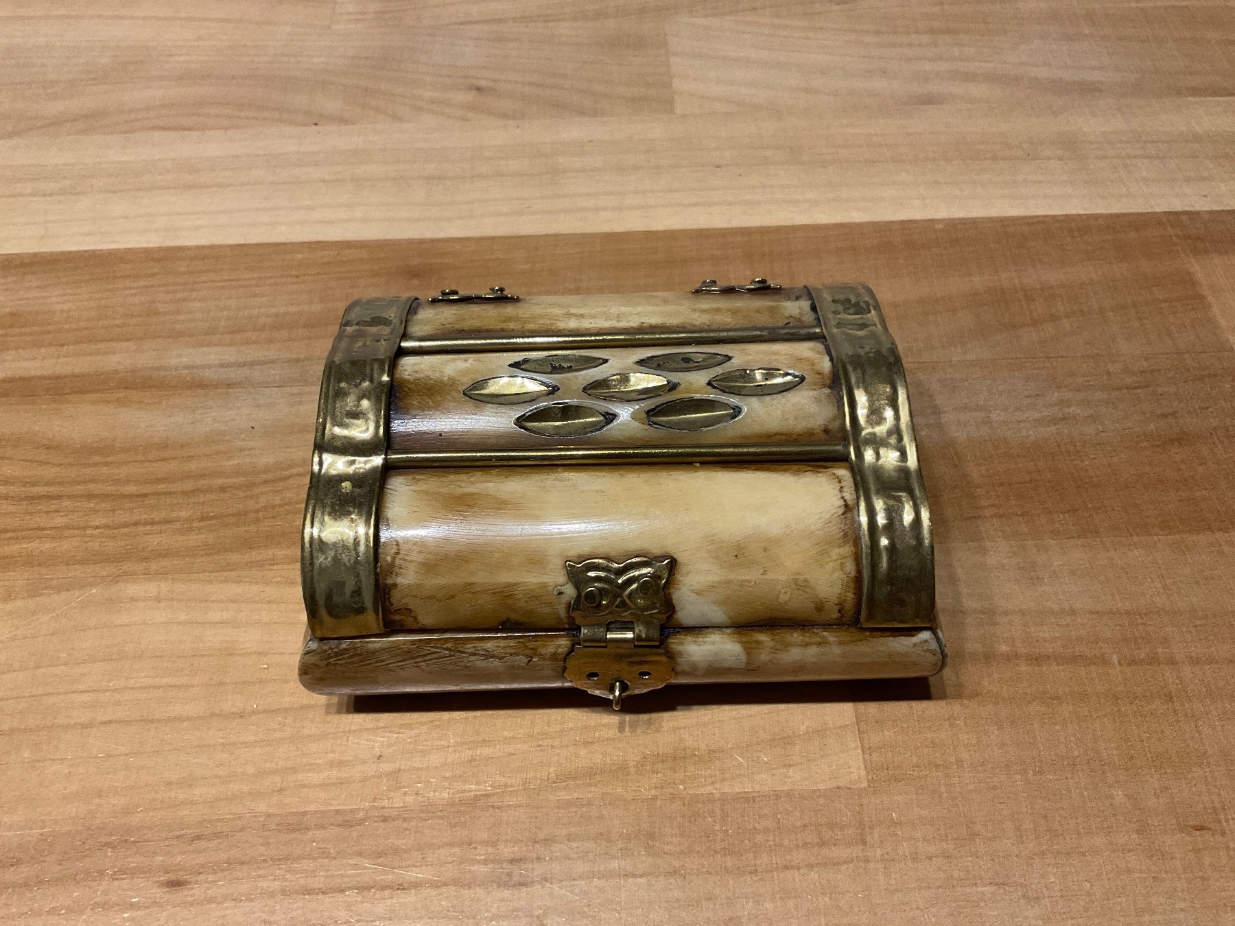 Cassapanche: kleine Schatulle Box aus Horn – Usato da Rümlang venduto da resale35