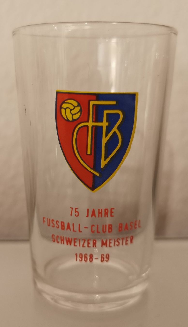 Bicchieri: FC Basel 75 Jahre  Weisswein / Schnapsglas – Usato da Emmenbrücke venduto da Herzog07 4