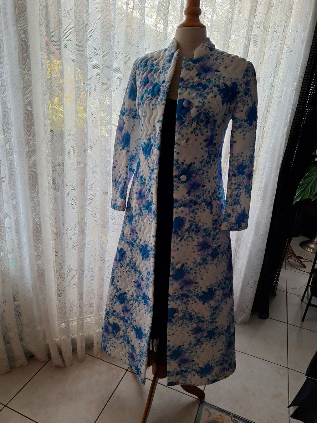 Accappatoi: Robe de chambre Vintage 36-38 – Usato da St-Triphon venduto da Jldr0 6