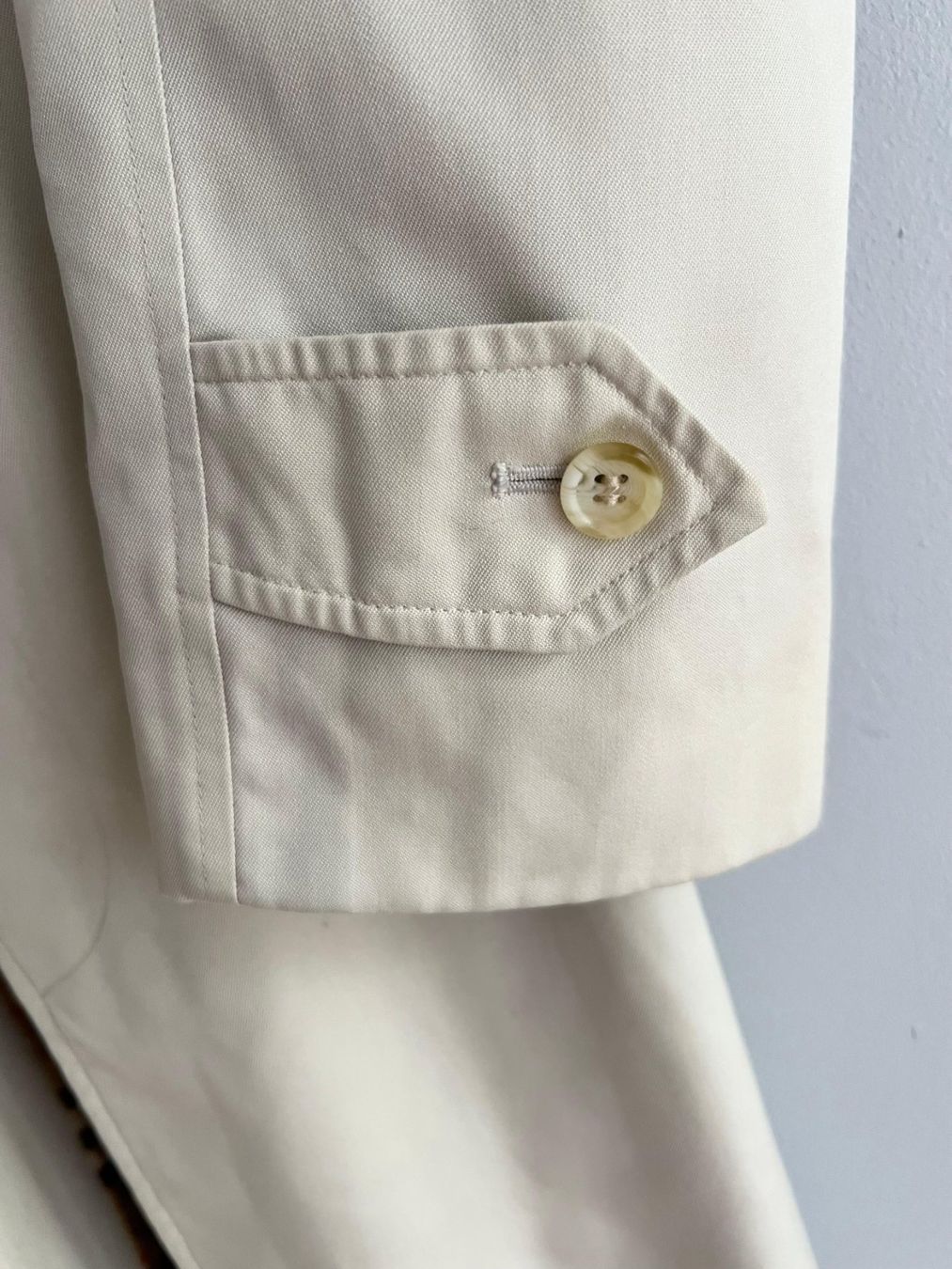 Burberry Cappotti: Burberry mantel – Usato da Basel venduto da Threemice 5