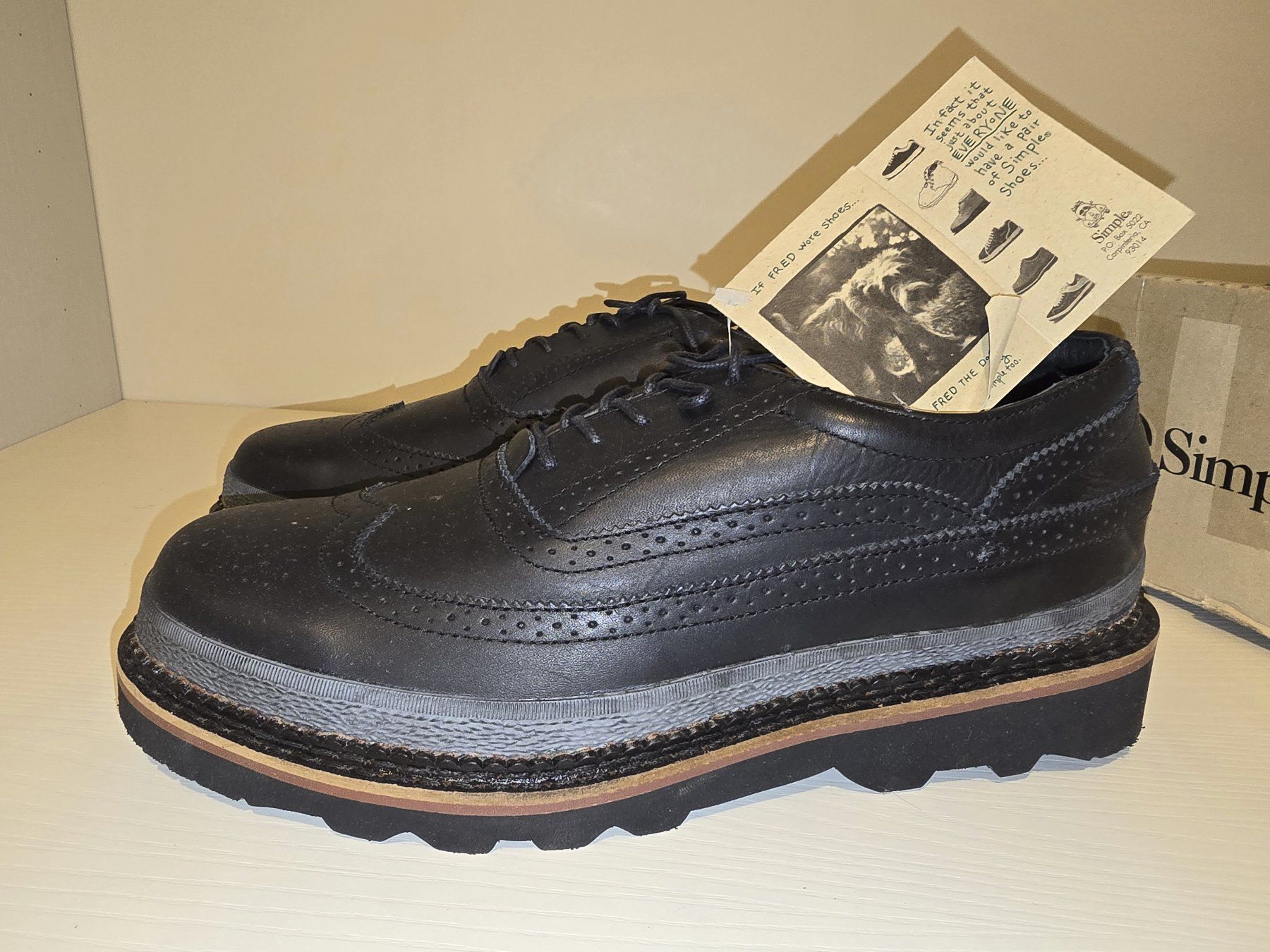Scarpe da uomo: Simple Walking Timebomb EU 45 - NP 135 USD – Nuovo e nell'imballaggio originale da Chiasso venduto da Arina888